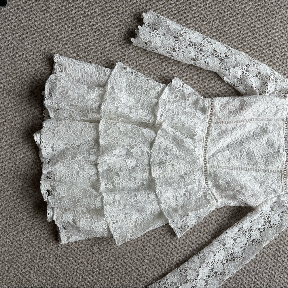 Elegant White Lace Dress